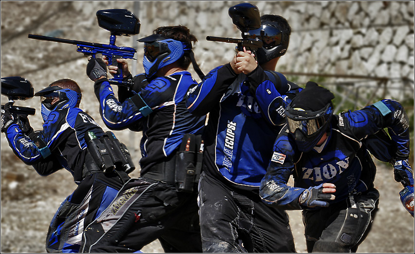 Много-фигурная динамическая композиция Paintball