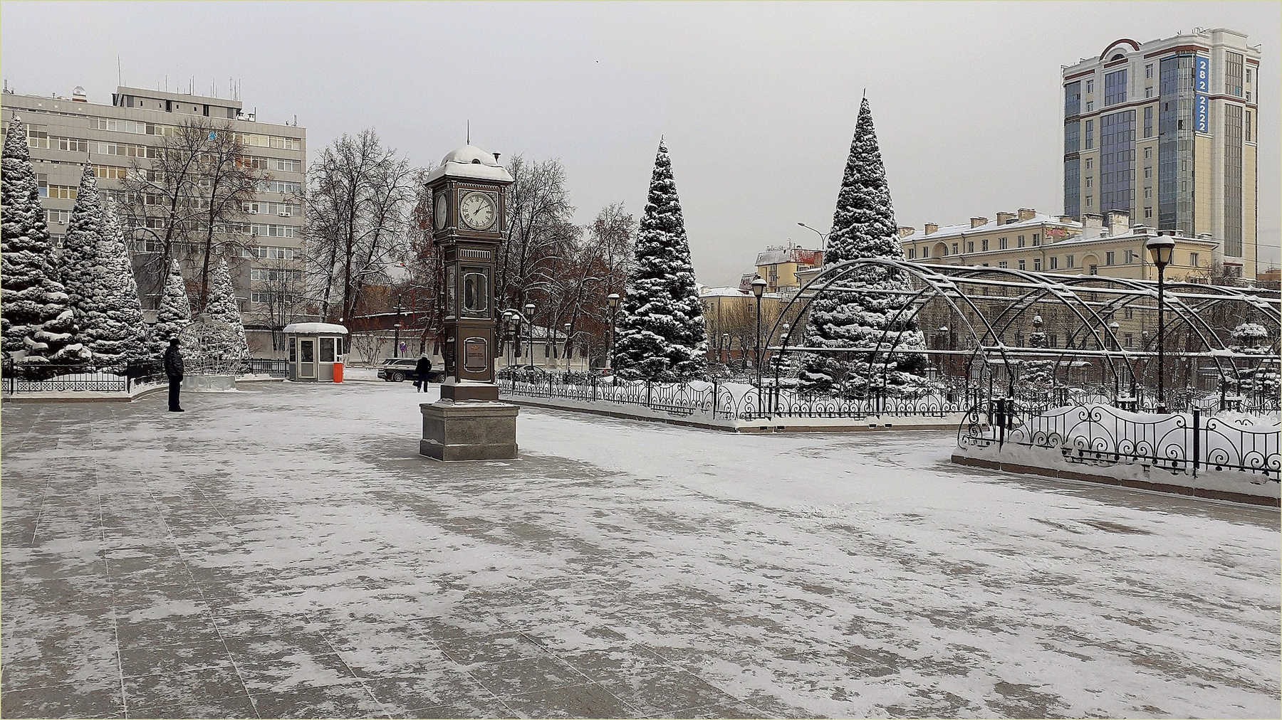 ***В Екатеринбурге. С наступающим Новым Годом! 