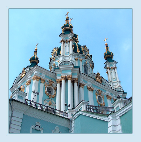 ....любоваться, запрокинув голову 