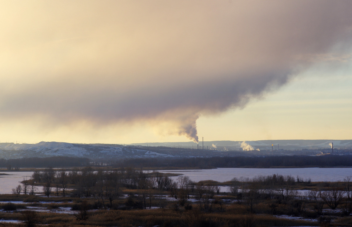 CO2 в норме экология, пейзаж, крекинг, Саратов, нефтеперерабатывающий завод