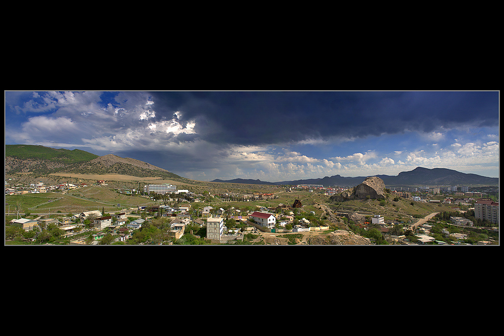Панорама Судака с крепостной стены Судак панорама
