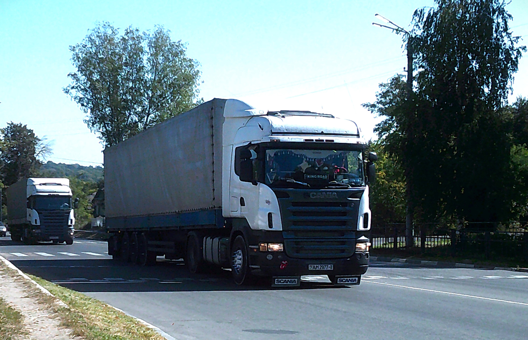 SCANIA SCANIA авто тягач улица город осень