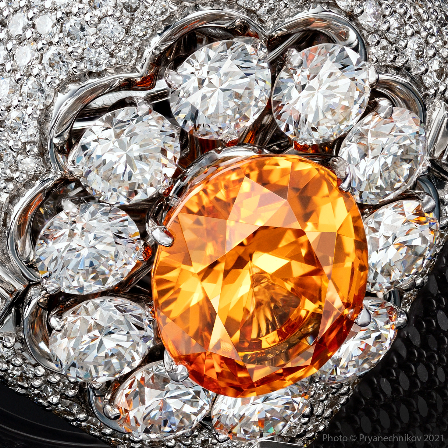 Рекламное фото ювелирных изделий и драгоценных камней. Precious Gems Pryanechnikov