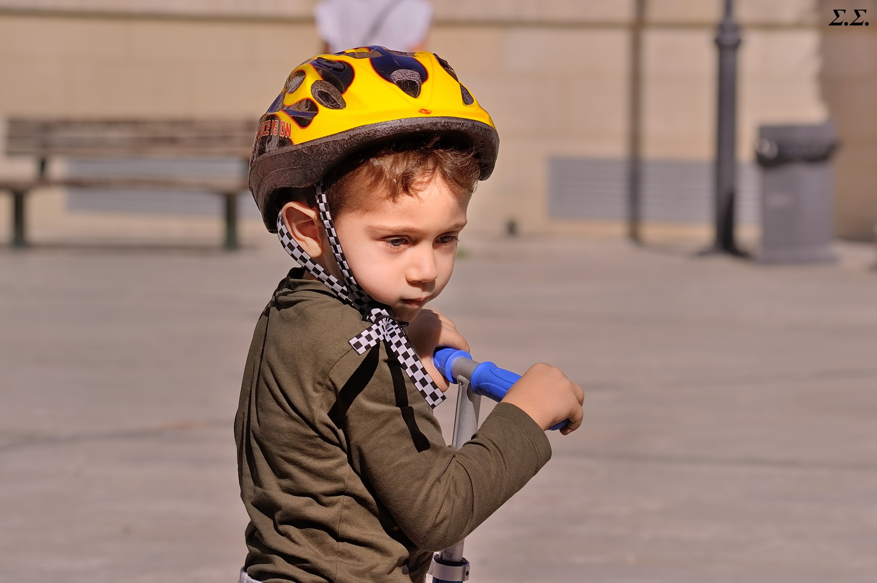 BOY WITH THE SKATE 