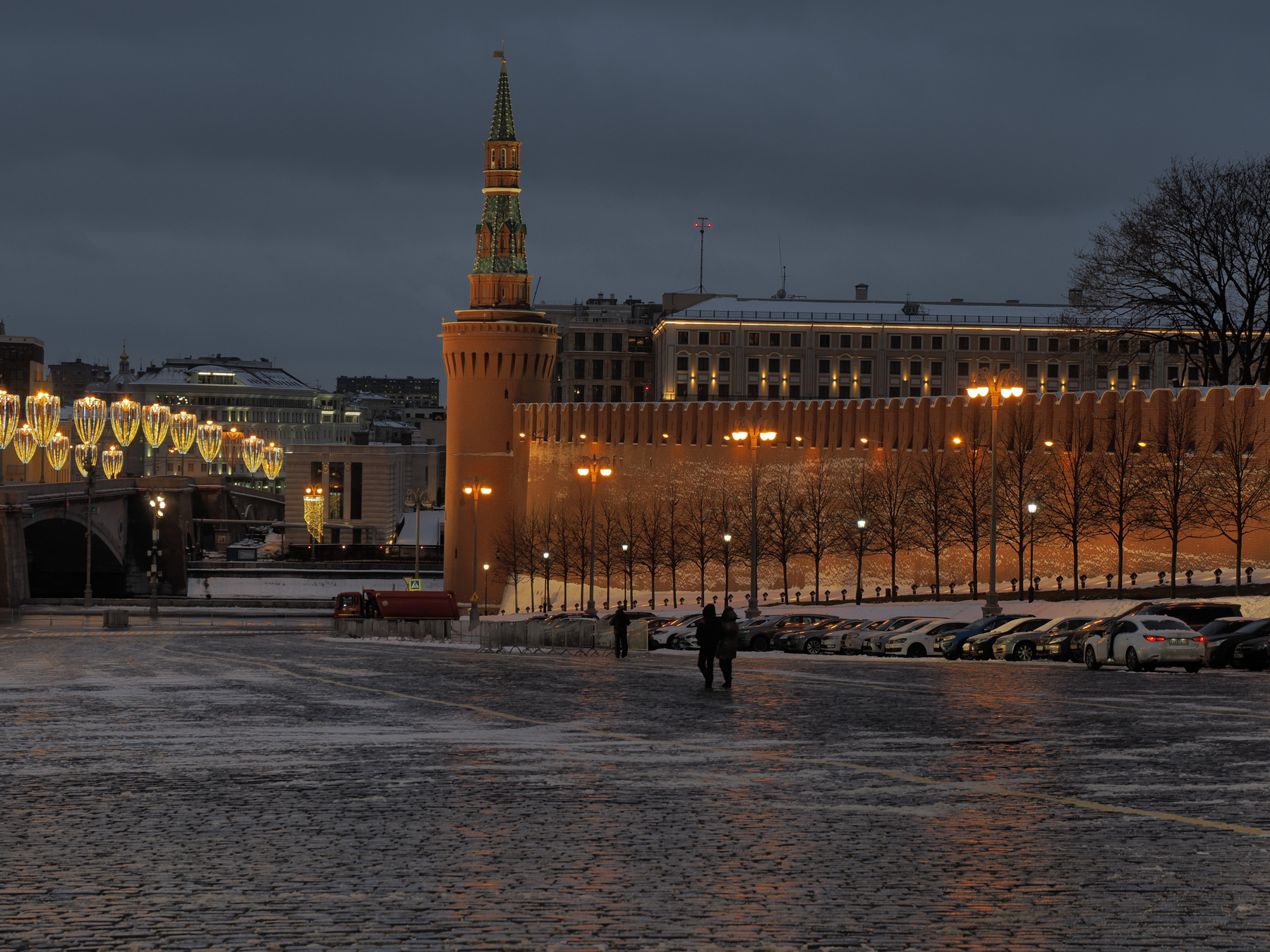 Пасмурным утром в Москве 