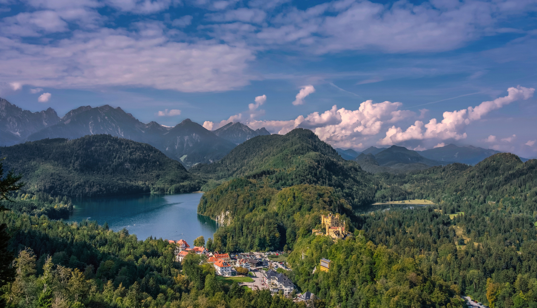 "Лебединое озеро" — Шванзее (Schwansee) в Баварии © Viktor61 