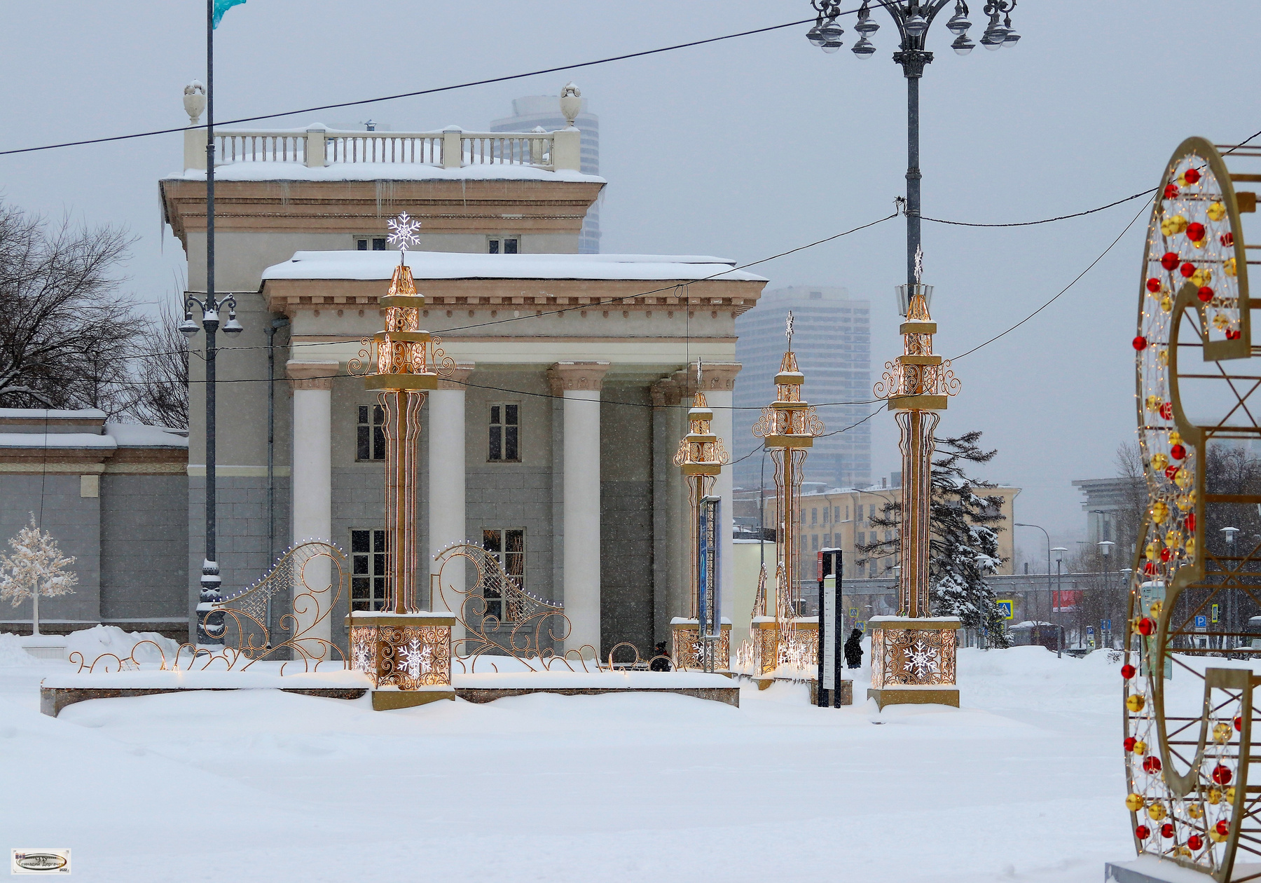 То ли цифра, то ли буква ВДНХ цифра буква