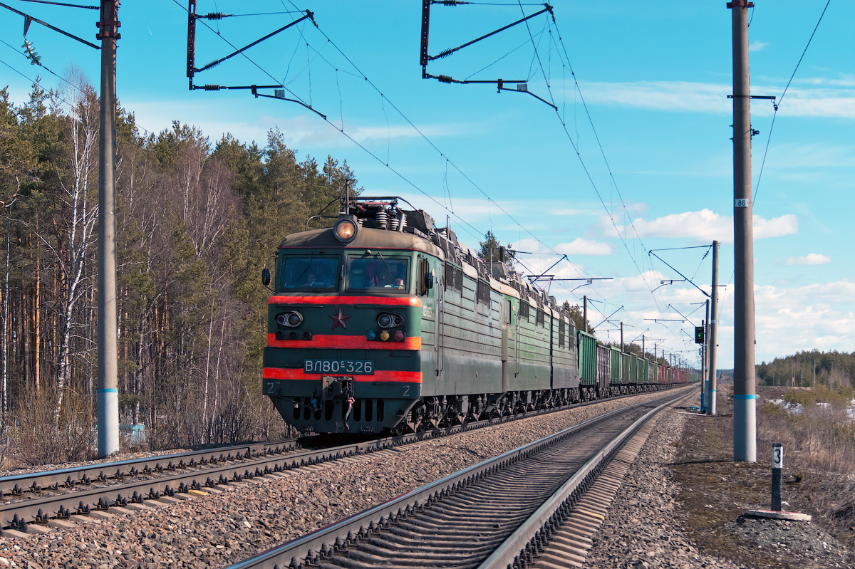 ВЛ80С-326 ВЛ80С-326 ВЛ80С-346 нея брантовка перегон сев сжд транссиб весна поезд электровоз техника транспорт