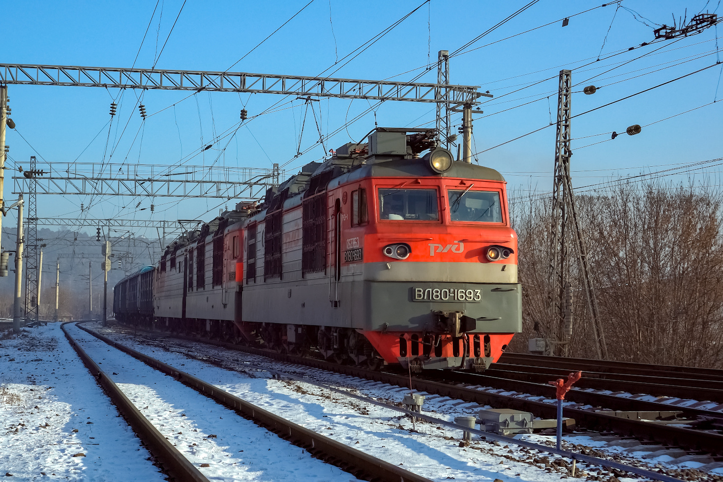 * * * * * railway железная дорога locomotive локомотив электровоз поезд train Russia Siberia Irkutsk Россия Сибирь Иркутск споттинг spotting