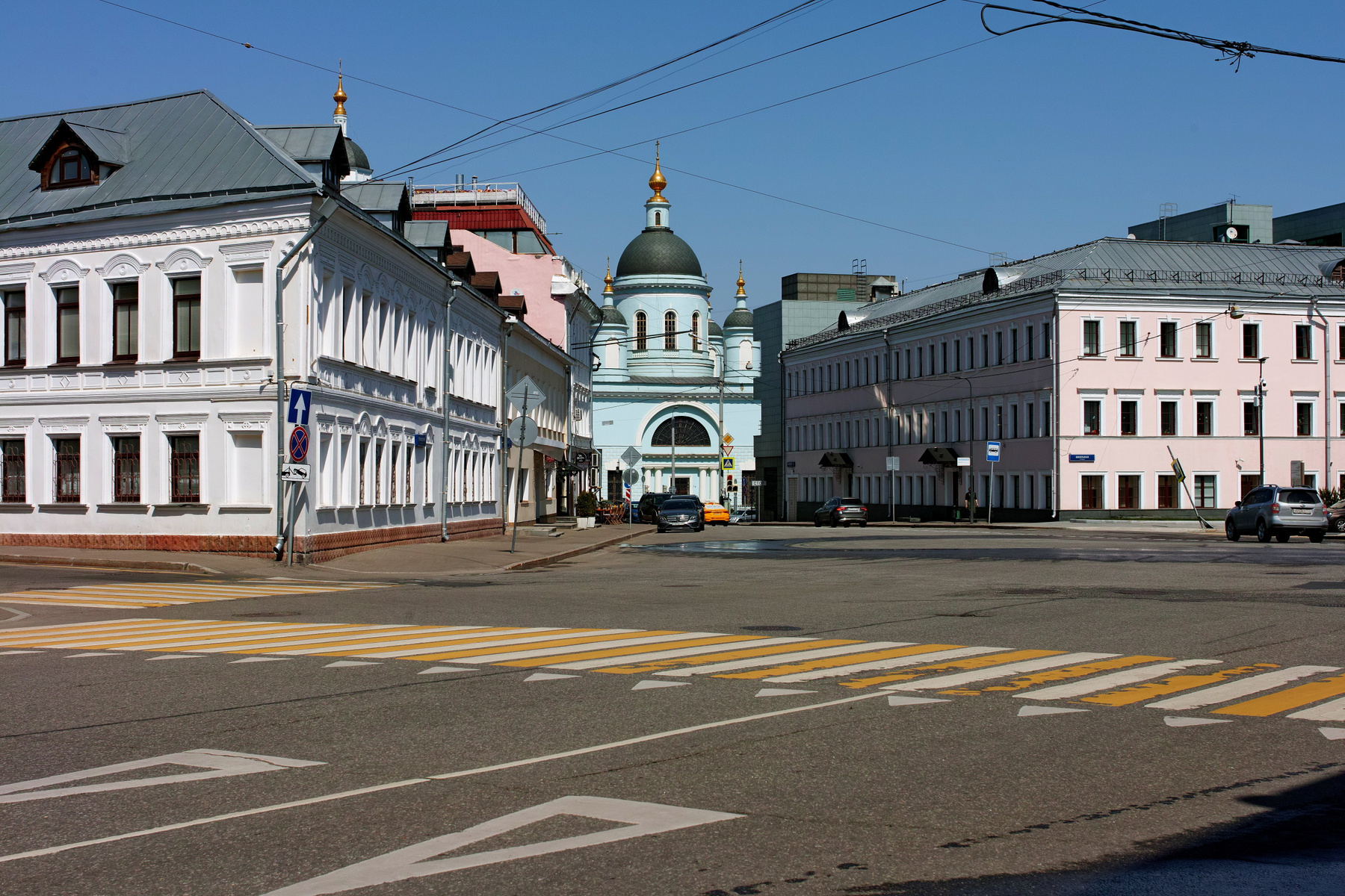 Добровольческая улица город Москва улица Добровольческая