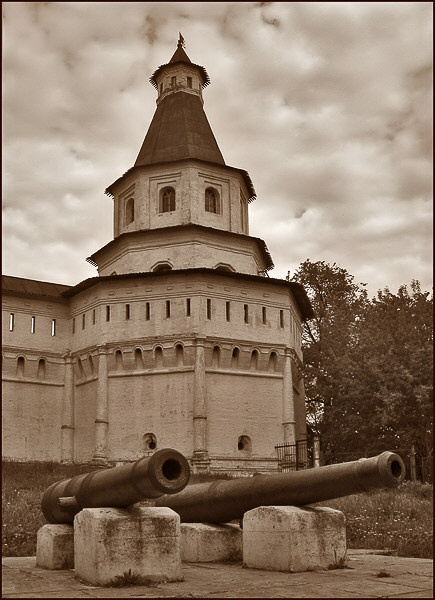 Когда ломит враг 