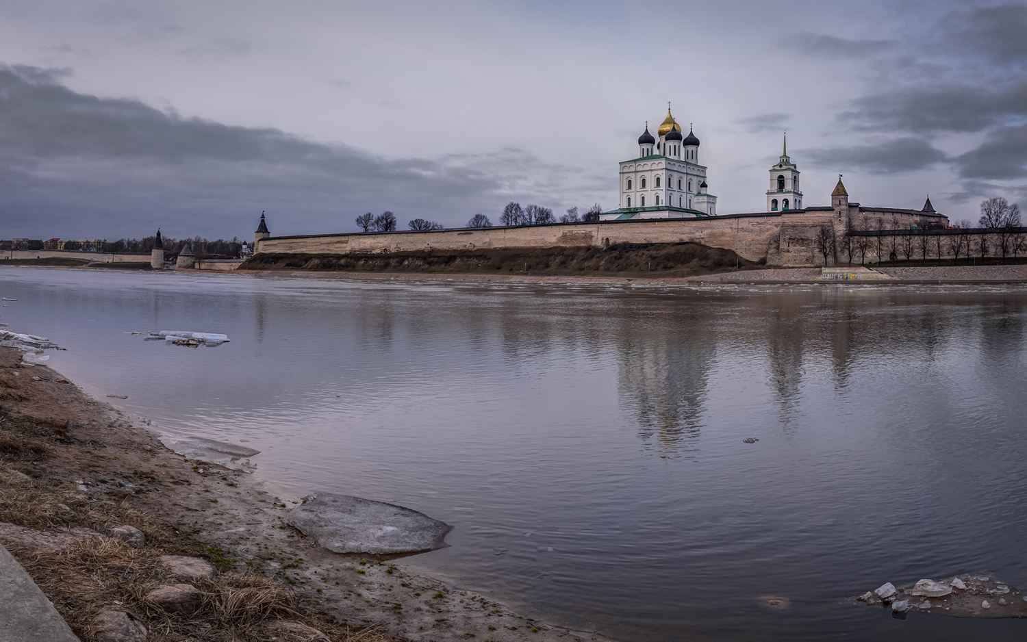 Псков псков пейзаж кром