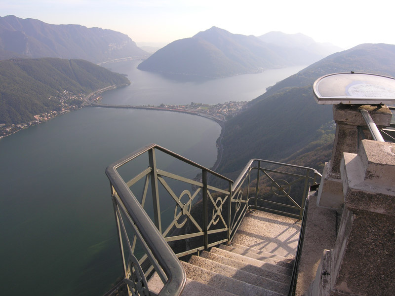 Крылья бы Lugano, Monte San Salvatore