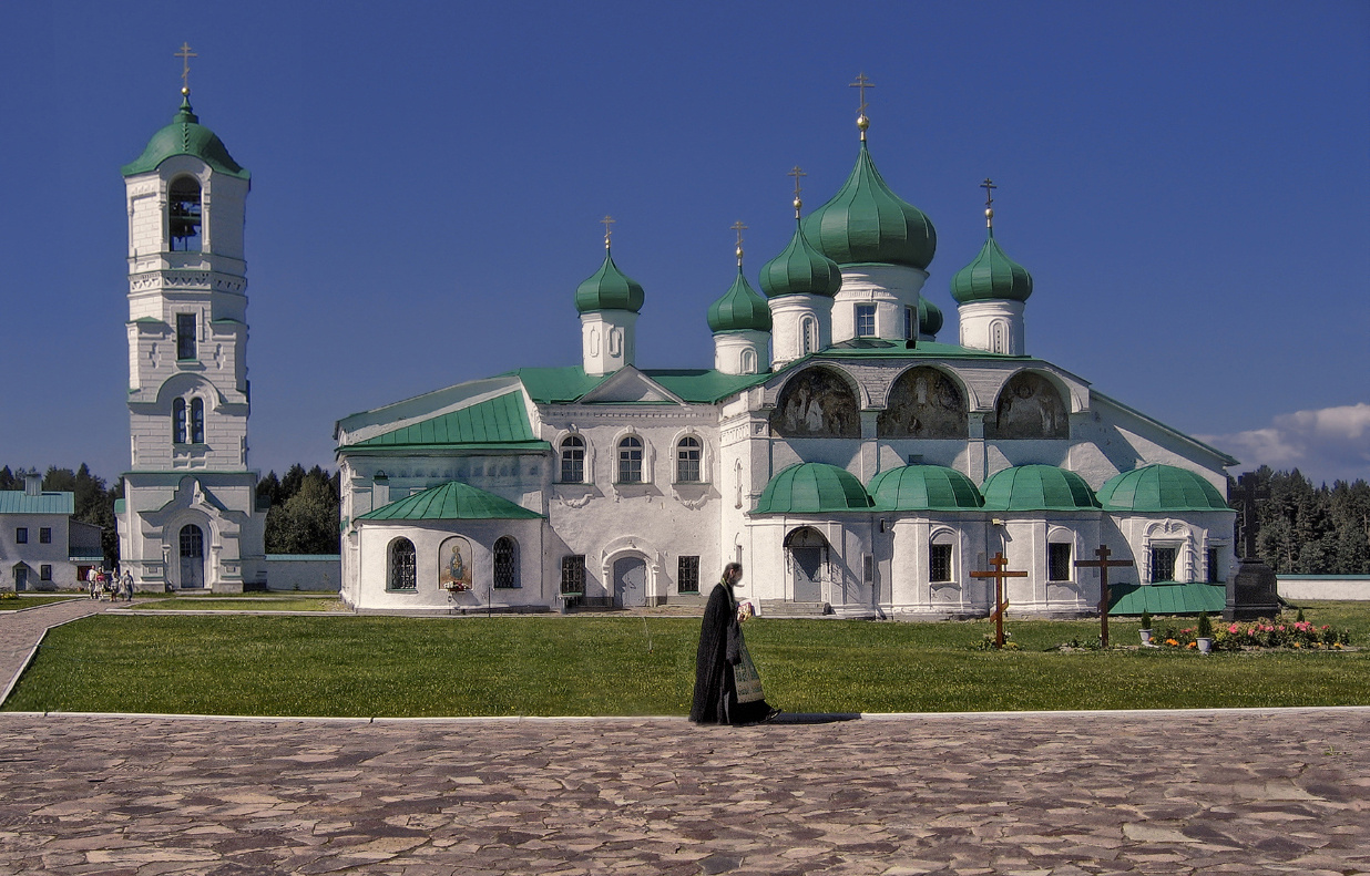 ***Вариант2  Александро-Свирский мужской монастырь 