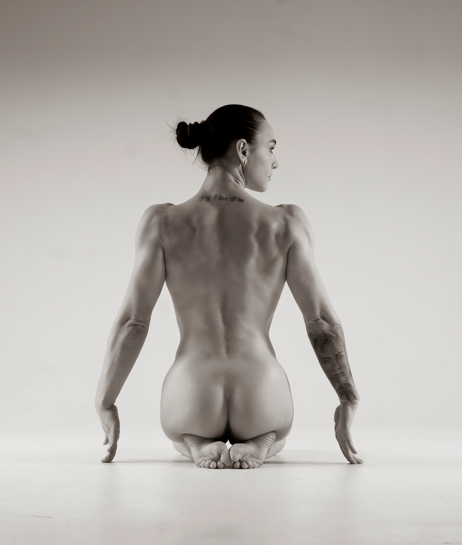 Sveta  Y.1024 iskanderaf нюненю nu nude
