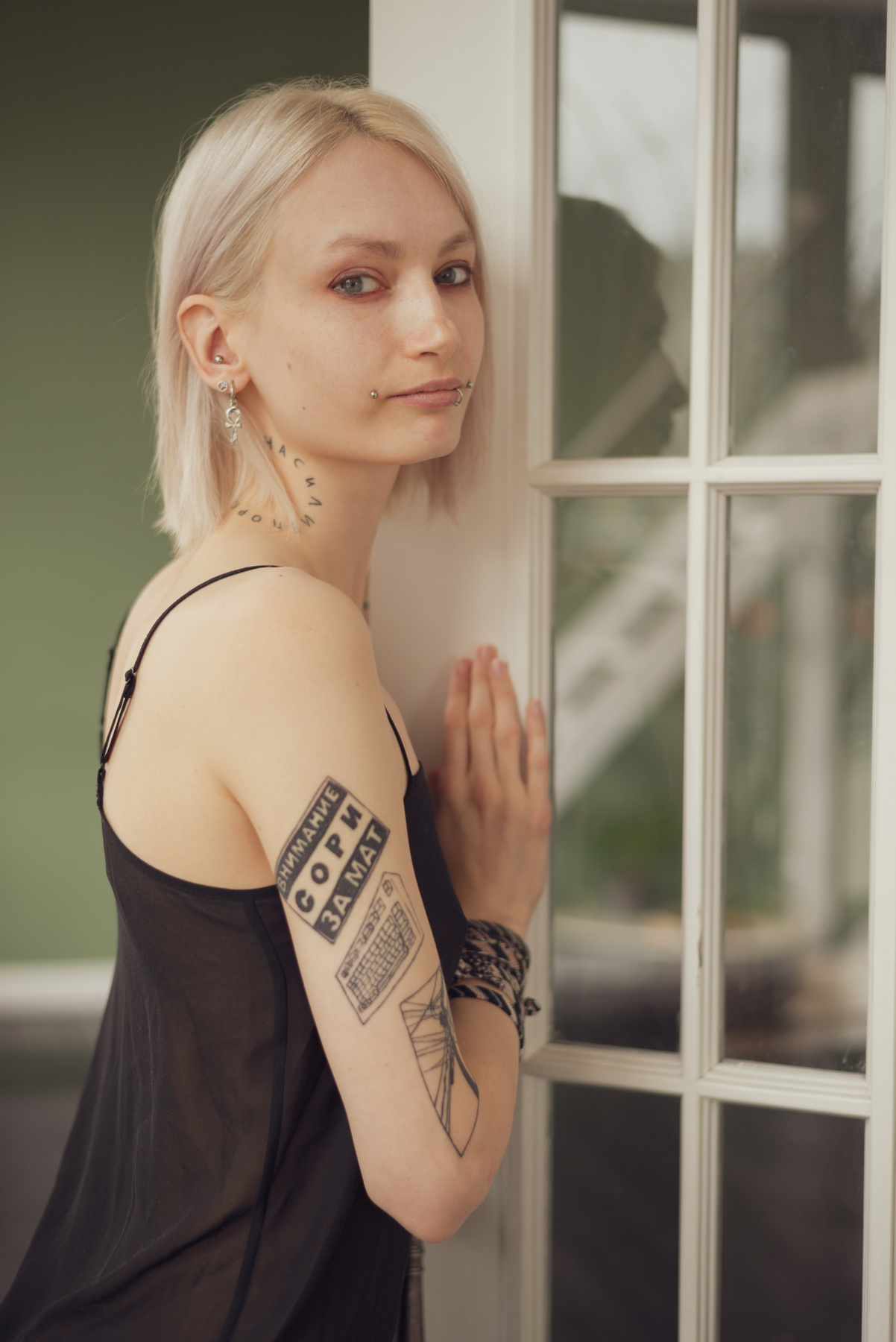*** 