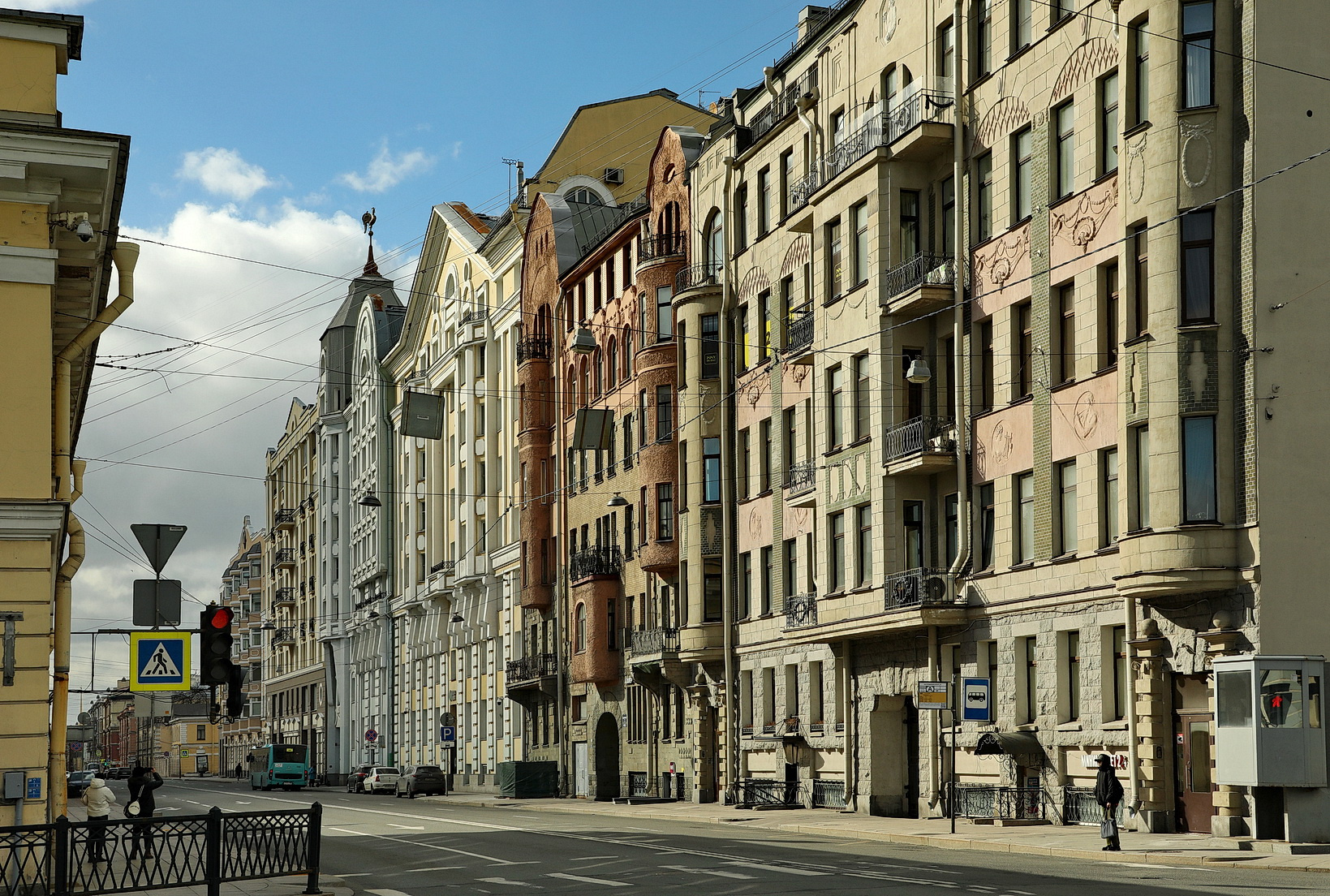 Санкт-Петербург  (63) 