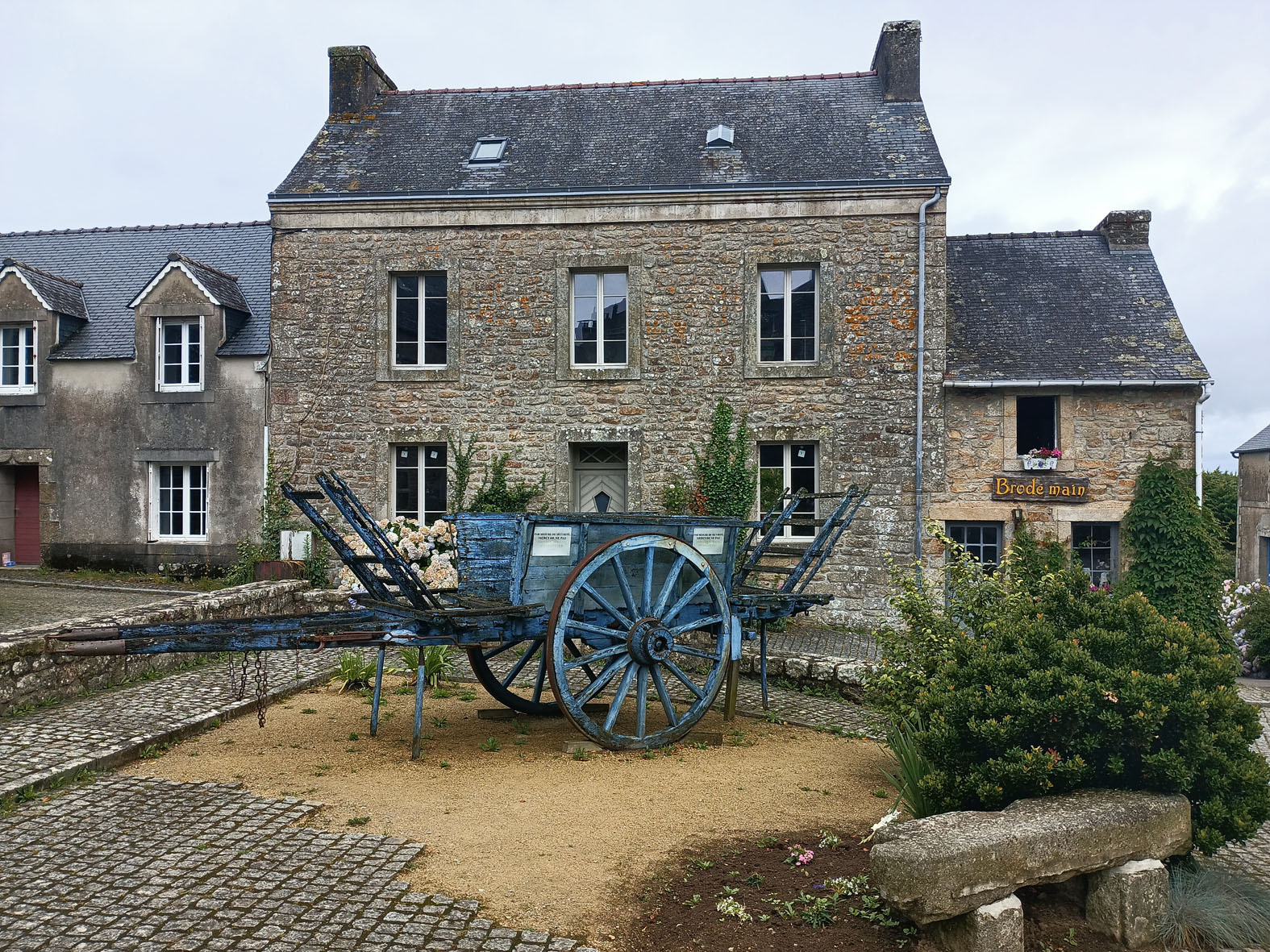 Локронан. Синяя телега Бретань Bretagne Финистер Finister Локронан телега