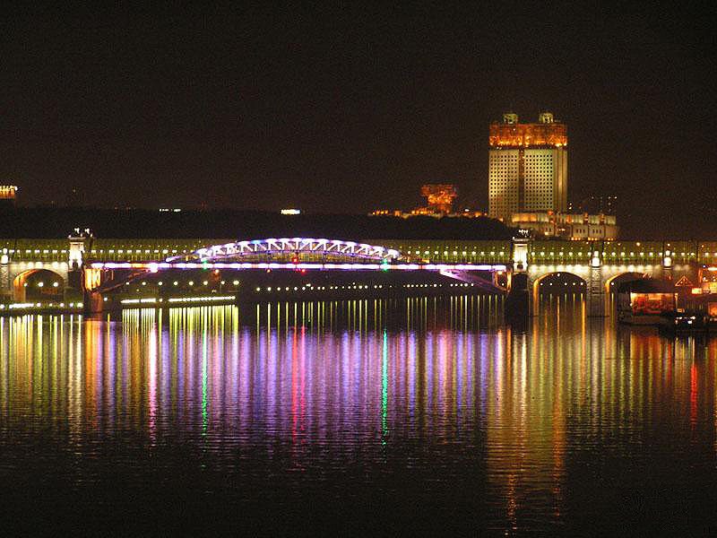 Старо-Андреевский мост городской пейзаж ночная Москва Старо-Андреевский мост центр вечер столица России