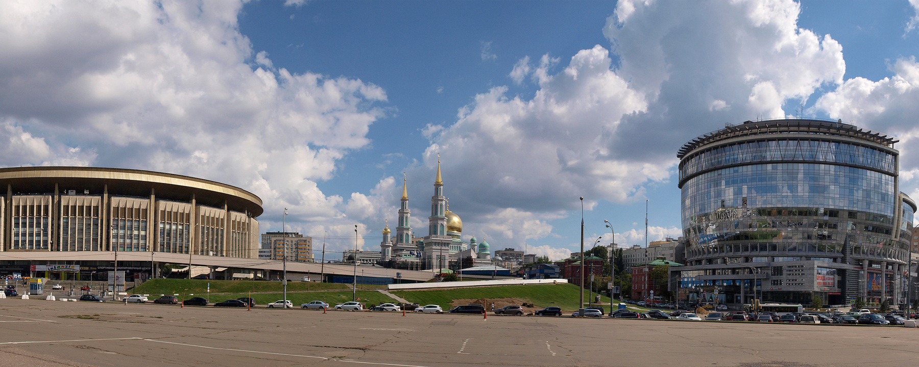 Олимпийский проспект 
