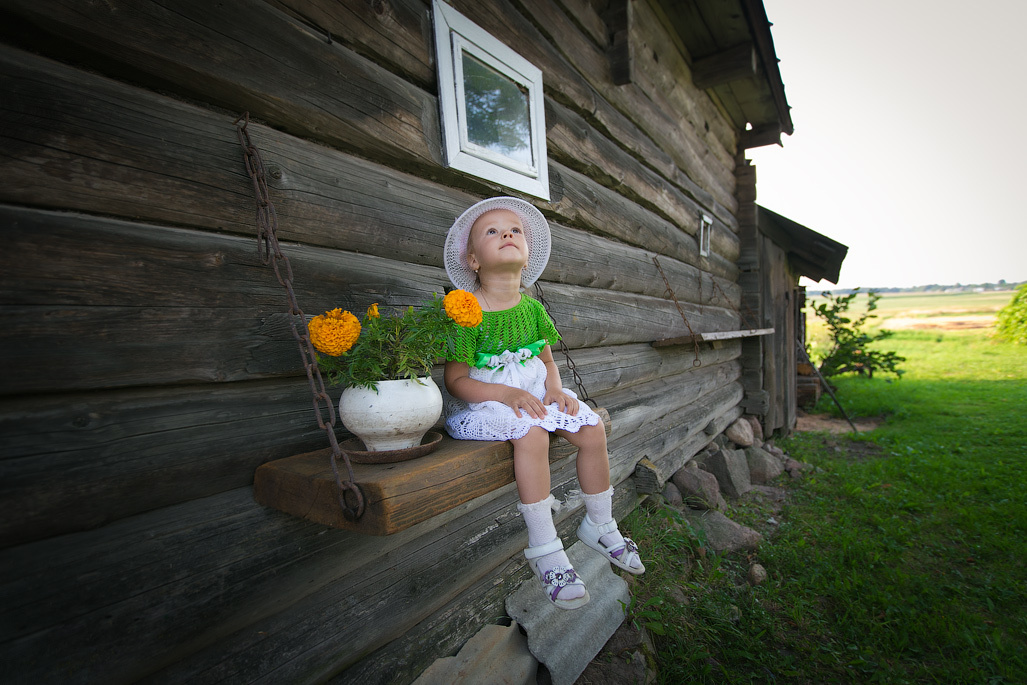 Провинциалка ребенок, деревня, дом