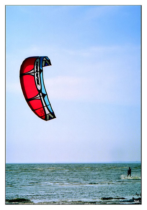 kitesurfing 