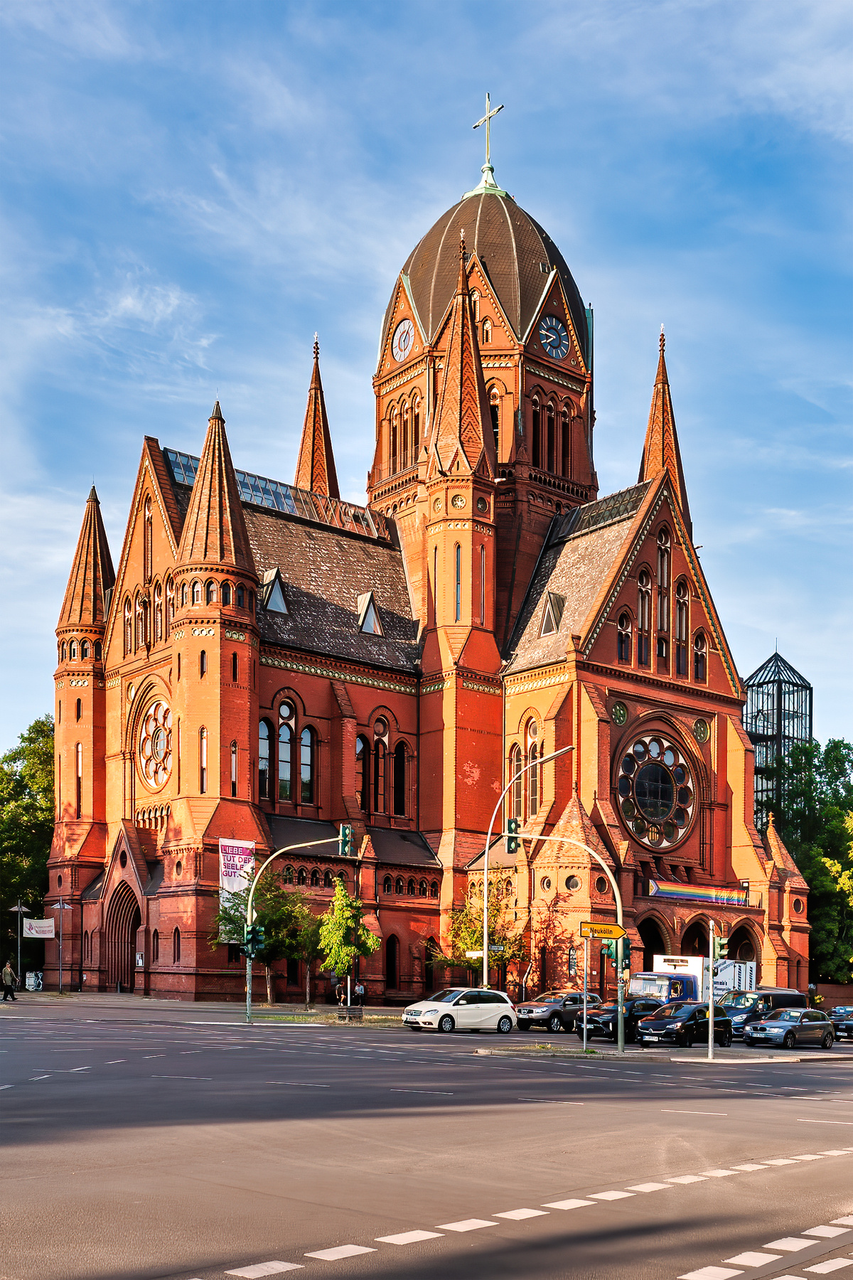 Heilig-Kreuz-Kirche Heilig-Kreuz-Kirche Berlin Kreuzberg