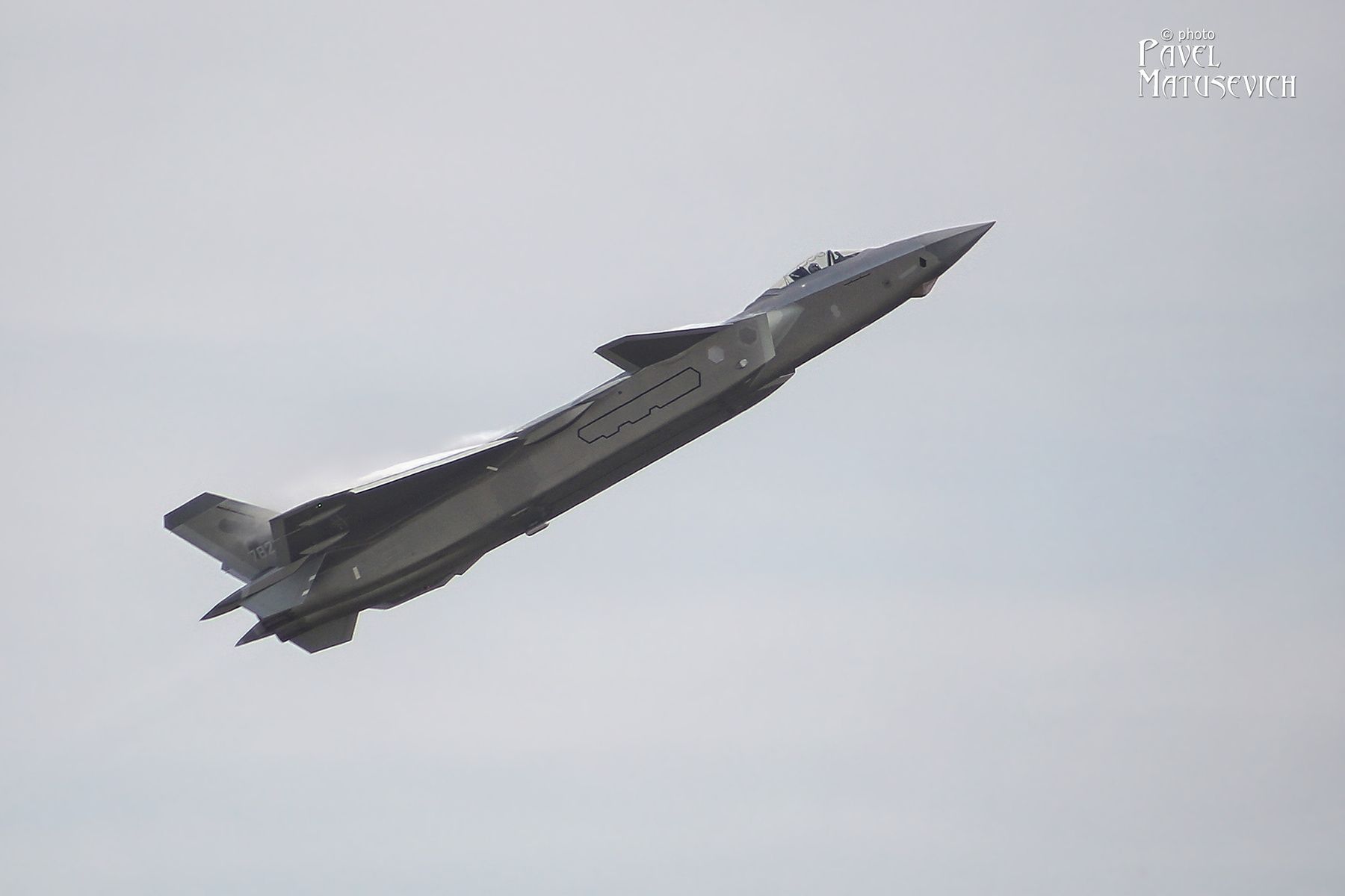 Chengdu J-20 PLAAF (中国人民解放军空军) J-20 PLAAF 中国人民解放军空军