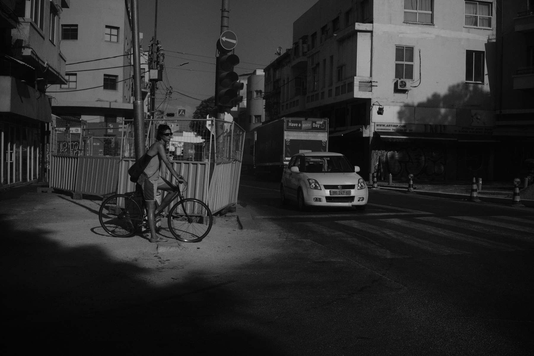 ,,, утро уличноe streetphoto 28 2.8manual lens