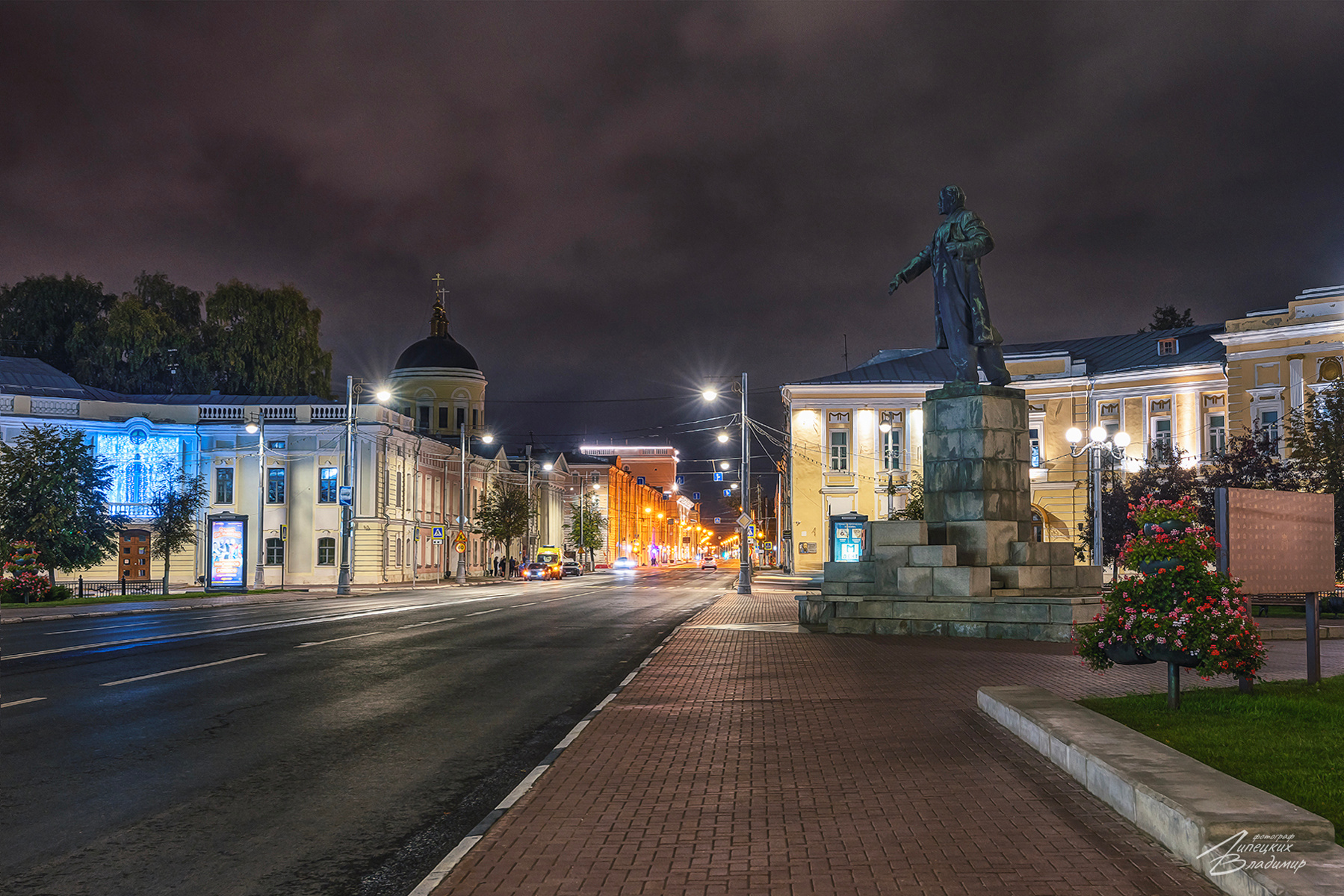Тверь, небольшая экскурсия по ночному городу Тверь