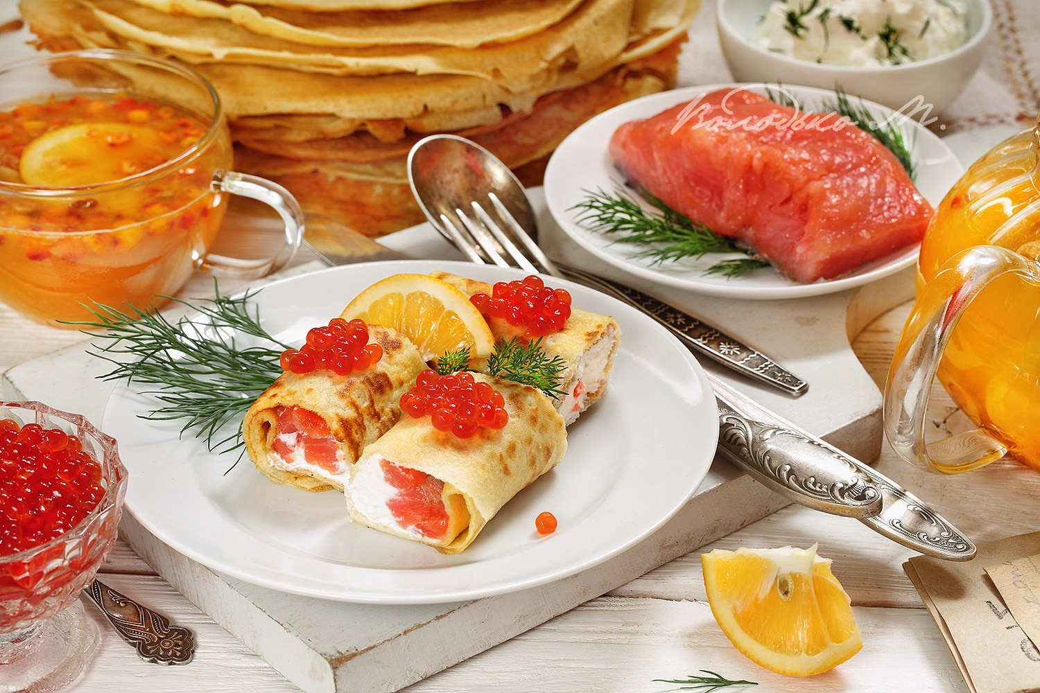 Блинчики с рыбкой и сливочным сыром блины