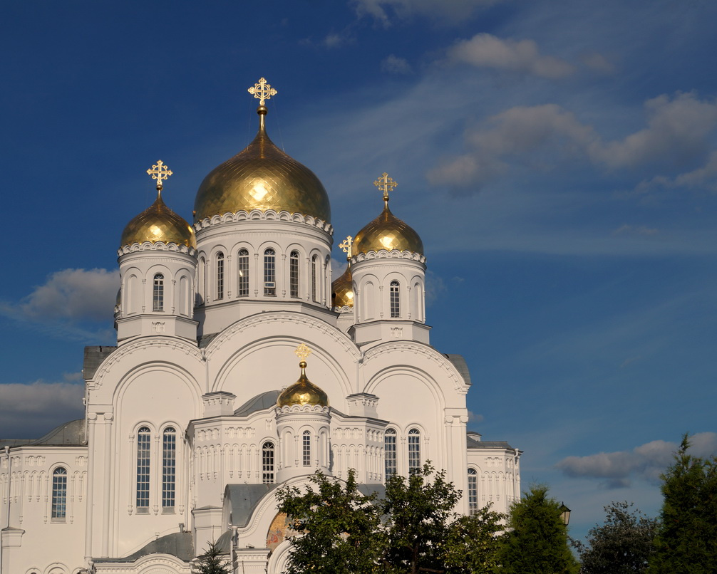 Купола Преображенского собора Дивеево Преображенский собор август 2015 г