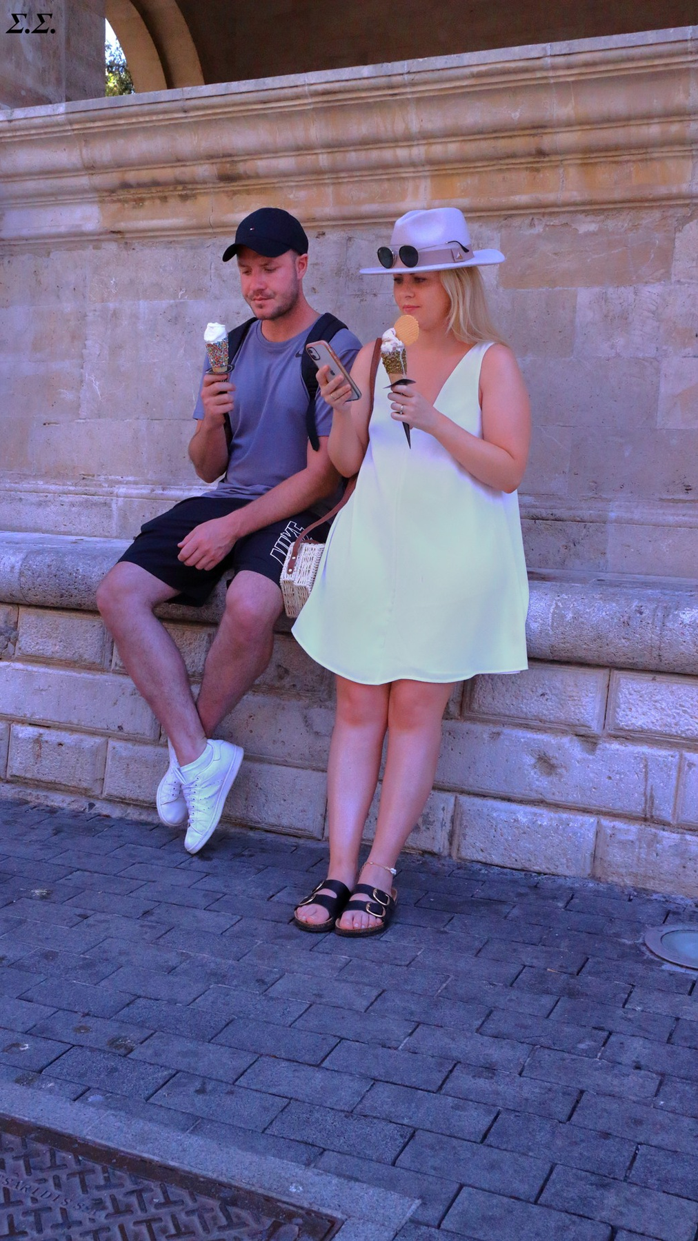 ICE CREAM BREAK 